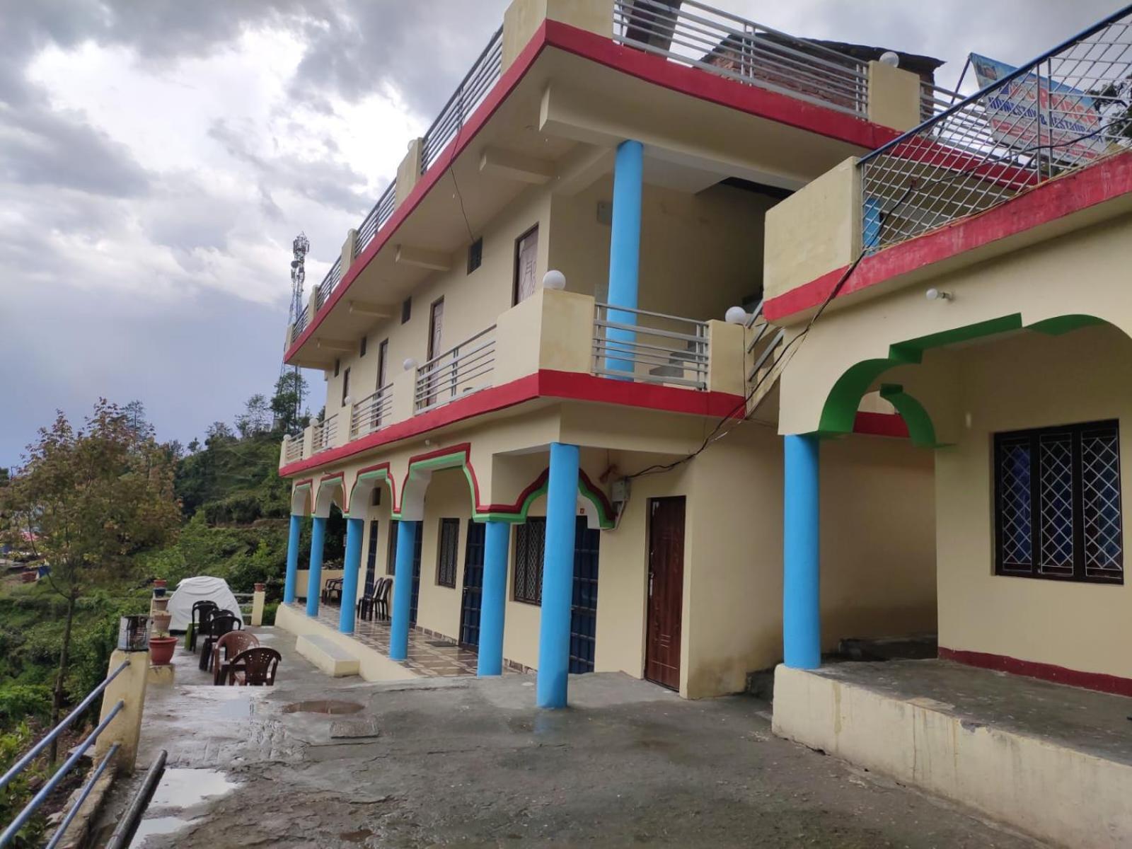 Prince Homestay & Restaurant Rudraprayāg エクステリア 写真