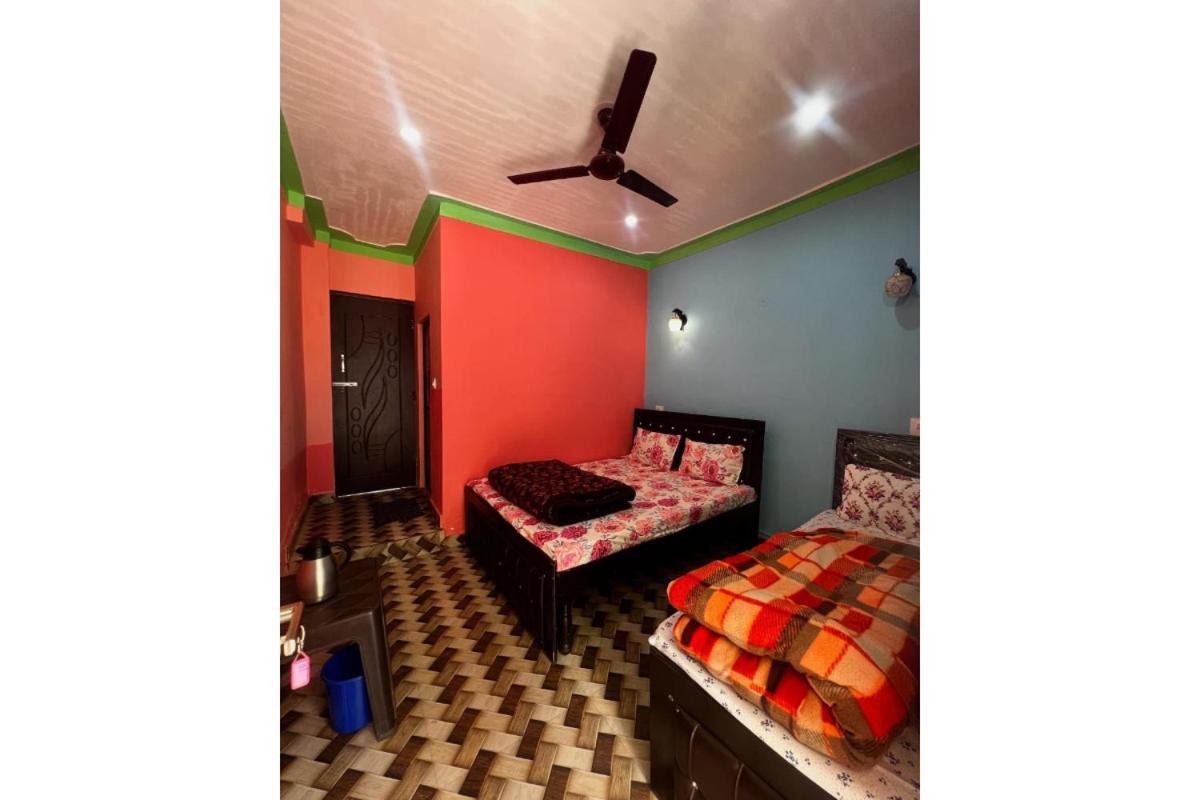 Prince Homestay & Restaurant Rudraprayāg エクステリア 写真